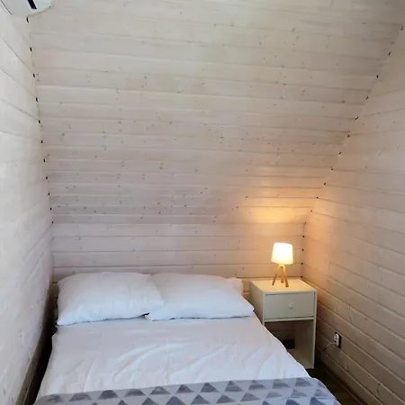 New, Comfortable For 6 People,